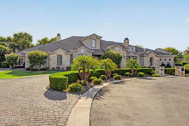 80 N CHURCHILL Court, Gilbert, AZ 85234
