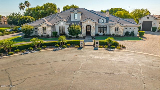80 N CHURCHILL Court, Gilbert, AZ 85234