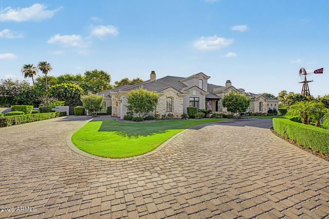 80 N CHURCHILL Court, Gilbert, AZ 85234