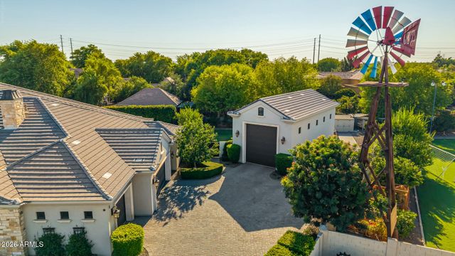 80 N CHURCHILL Court, Gilbert, AZ 85234