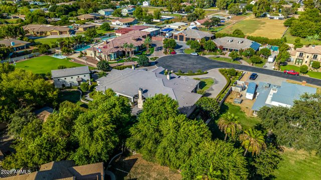 80 N CHURCHILL Court, Gilbert, AZ 85234