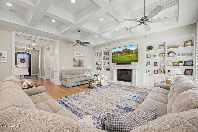 80 N CHURCHILL Court, Gilbert, AZ 85234