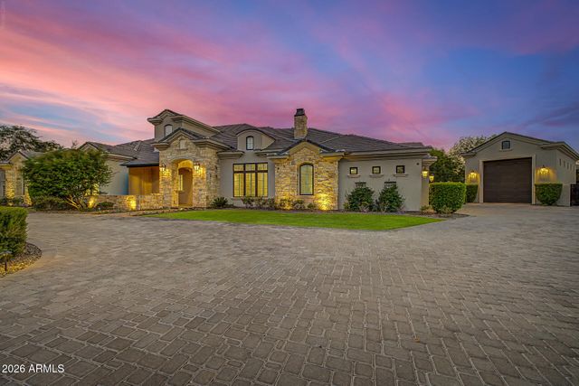 80 N CHURCHILL Court, Gilbert, AZ 85234