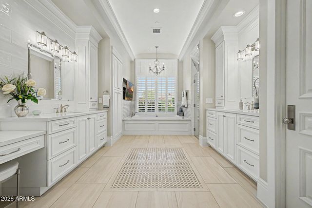 80 N CHURCHILL Court, Gilbert, AZ 85234