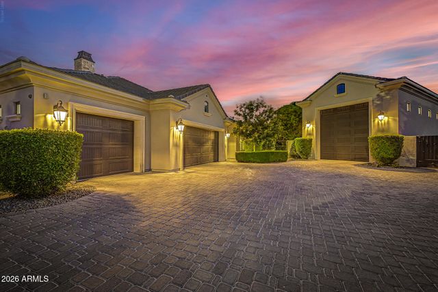 80 N CHURCHILL Court, Gilbert, AZ 85234