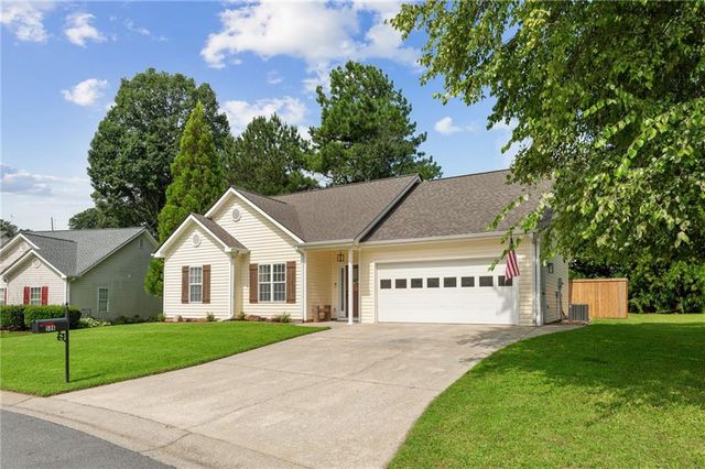 506 Charles Drive, Canton, GA 30115
