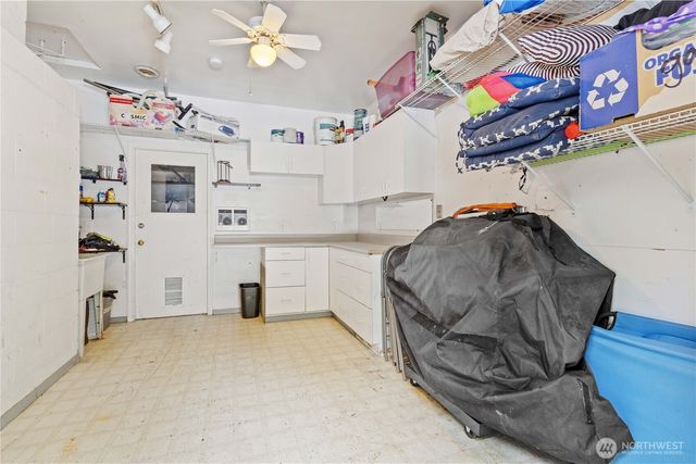 29725 174th Avenue SE, Kent, WA 98042