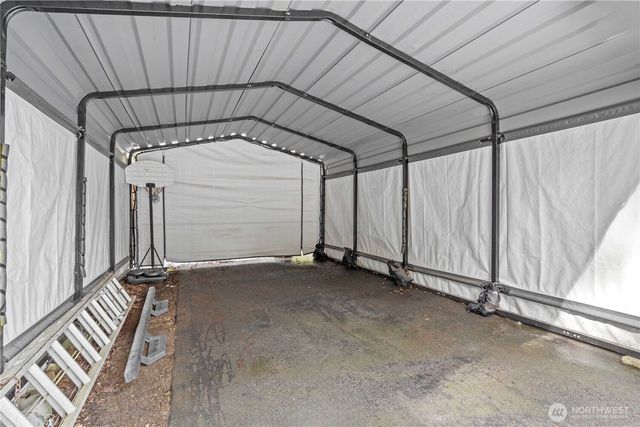 29725 174th Avenue SE, Kent, WA 98042