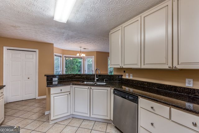 4031 Dream Catcher Drive, Woodstock, GA 30189