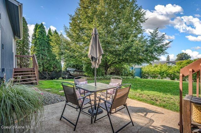 380 W Bridle LN, Post Falls, ID 83854