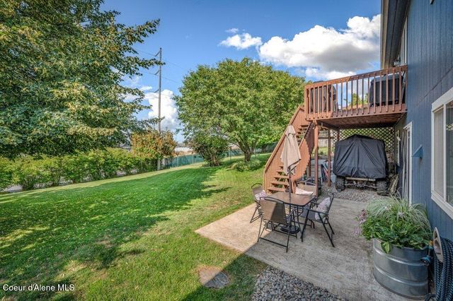 380 W Bridle LN, Post Falls, ID 83854