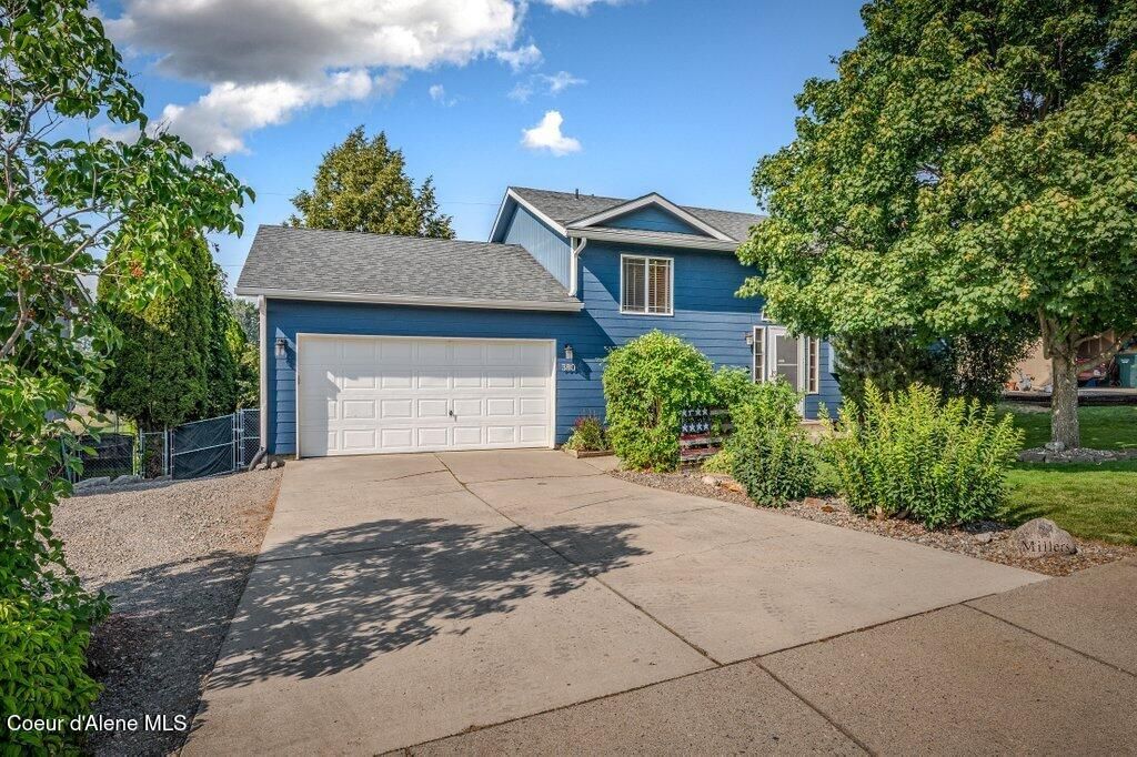 380 W Bridle LN, Post Falls, ID 83854