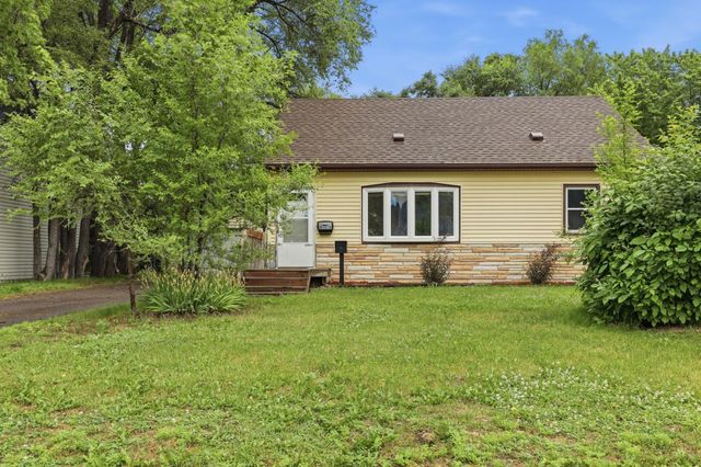 5732 Adair Avenue N, Crystal, MN 55429