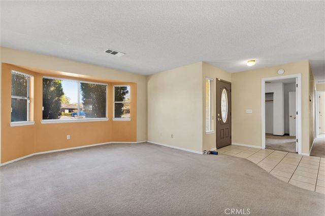 22111 Isatis, Apple Valley, CA 92307