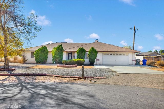 22111 Isatis, Apple Valley, CA 92307