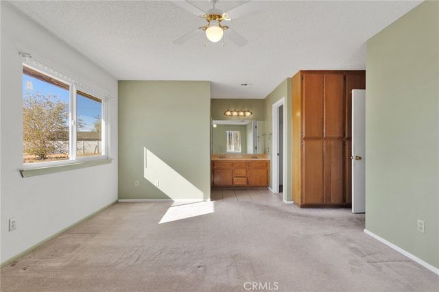 22111 Isatis, Apple Valley, CA 92307