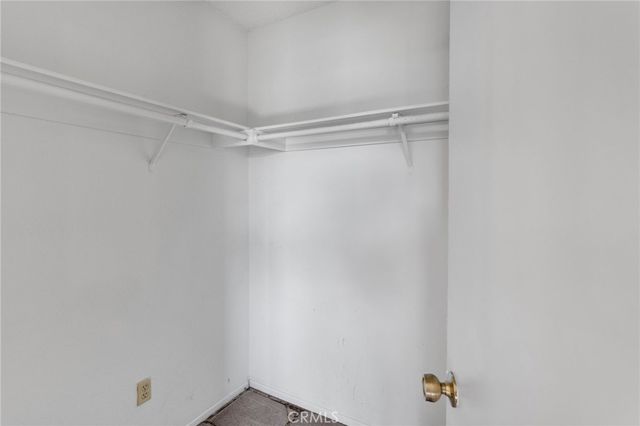 22111 Isatis, Apple Valley, CA 92307