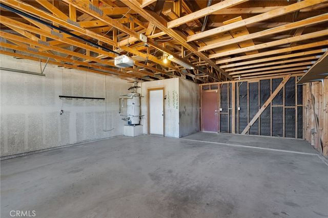 22111 Isatis, Apple Valley, CA 92307