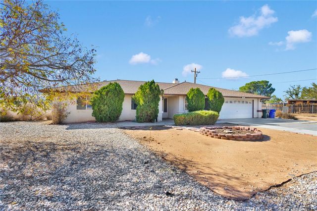 22111 Isatis, Apple Valley, CA 92307