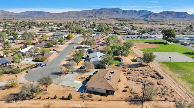 22111 Isatis, Apple Valley, CA 92307