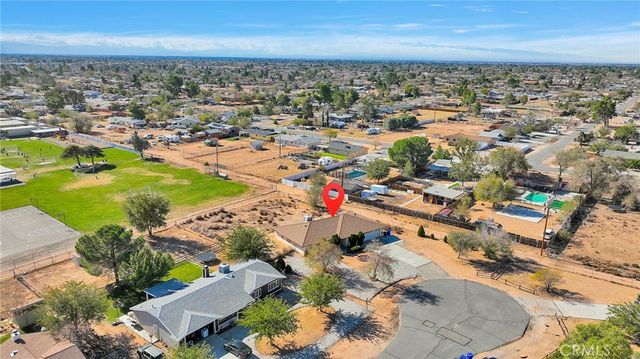 22111 Isatis, Apple Valley, CA 92307