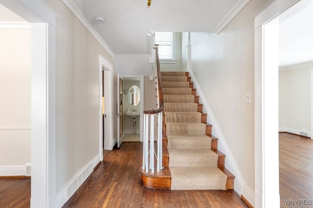 41 Chatham Avenue, Buffalo, NY 14216