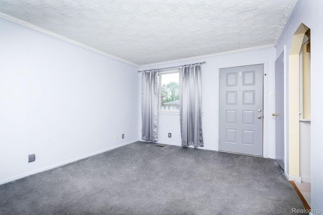 4249 Bonning Avenue, Warren, MI 48091