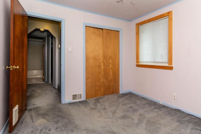 4249 Bonning Avenue, Warren, MI 48091