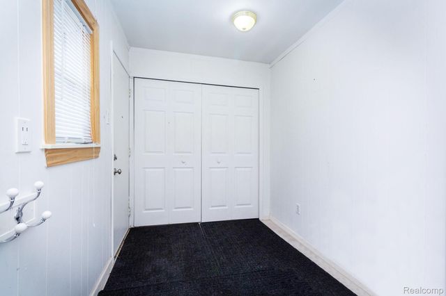 4249 Bonning Avenue, Warren, MI 48091