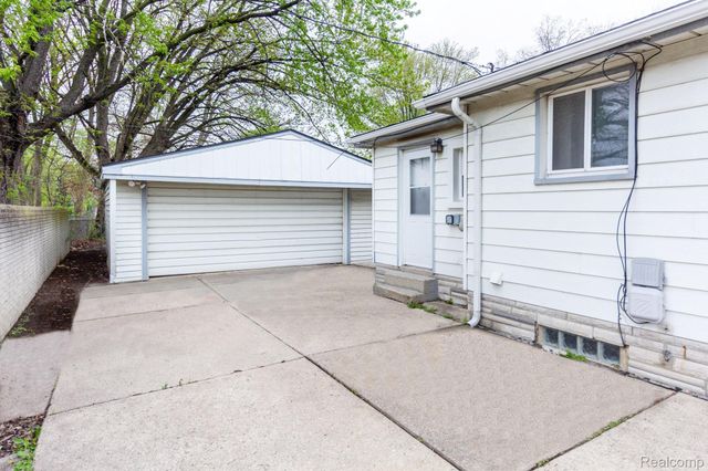 4249 Bonning Avenue, Warren, MI 48091