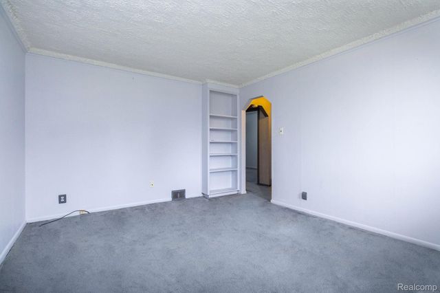 4249 Bonning Avenue, Warren, MI 48091