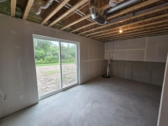 W219N16225 Primrose COURT, Jackson, WI 53037