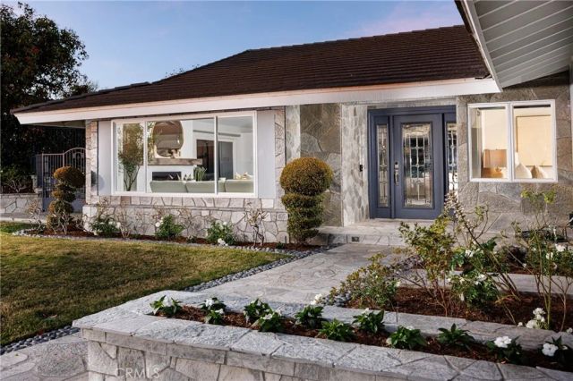 3500 Surfview Lane, Corona Del Mar, CA 92625