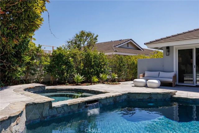 3500 Surfview Lane, Corona Del Mar, CA 92625