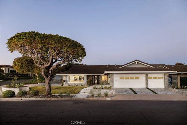 3500 Surfview Lane, Corona Del Mar, CA 92625