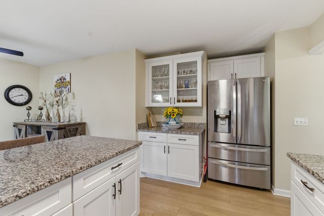 99 Smoke Rise Cir, Manchester, TN 37355