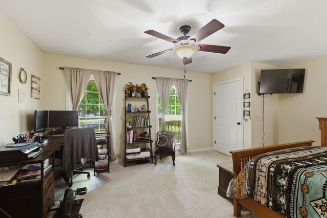 99 Smoke Rise Cir, Manchester, TN 37355