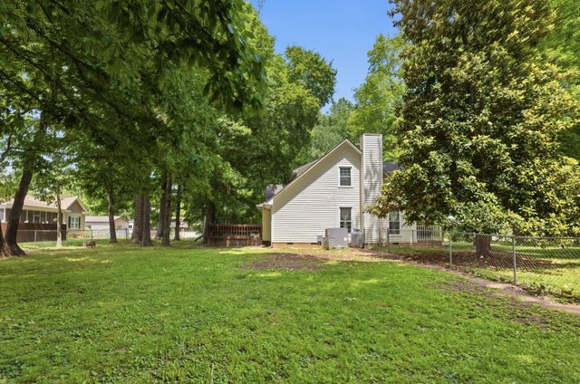 99 Smoke Rise Cir, Manchester, TN 37355