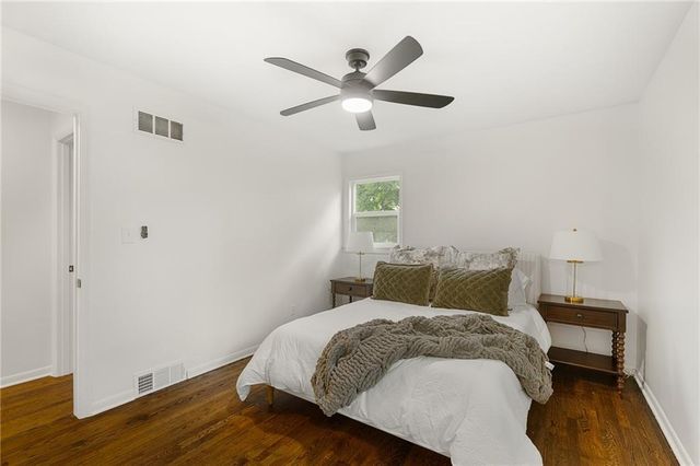 11801 W 54th Street, Shawnee, KS 66203