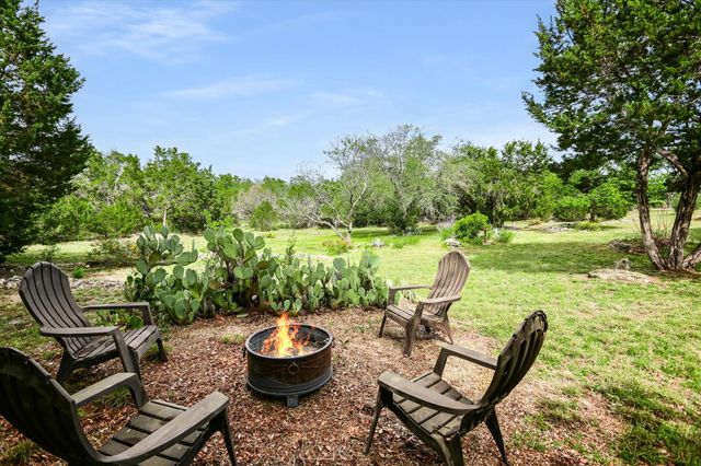 19620 Single Peak CV, Spicewood, TX 78669
