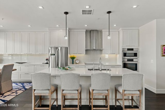 7222 E GAINEY RANCH Road 140, Scottsdale, AZ 85258