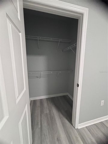 2406 COURTNEY MEADOWS COURT 104, Tampa, FL 33619