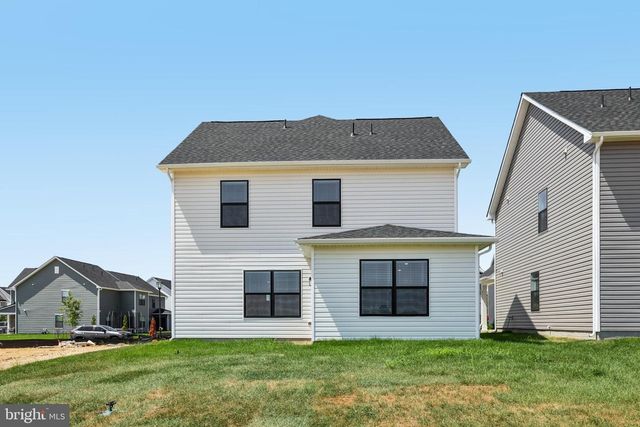 273 LONG BRANCH LN, La Plata, MD 20646