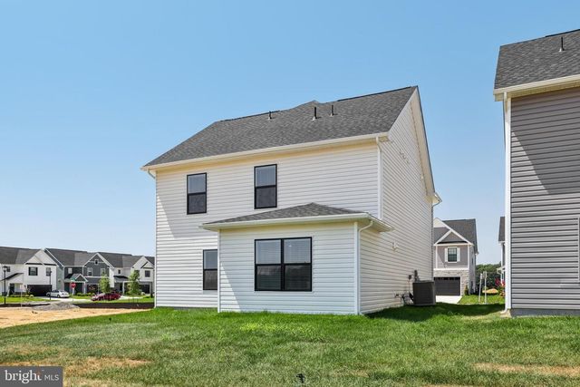 273 LONG BRANCH LN, La Plata, MD 20646