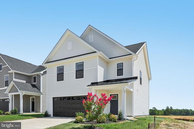 273 LONG BRANCH LN, La Plata, MD 20646