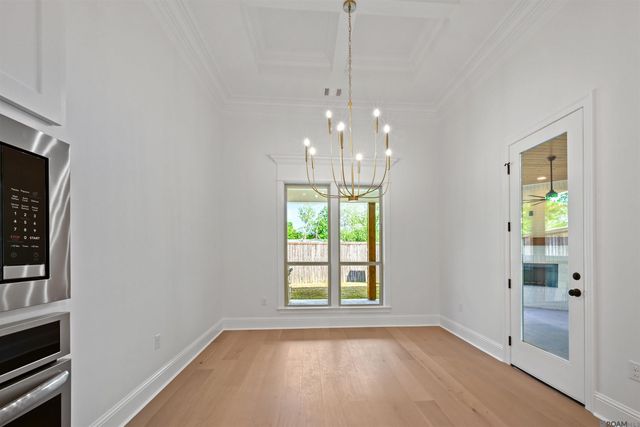 17452 Lions Ear Ln, Prairieville, LA 70769