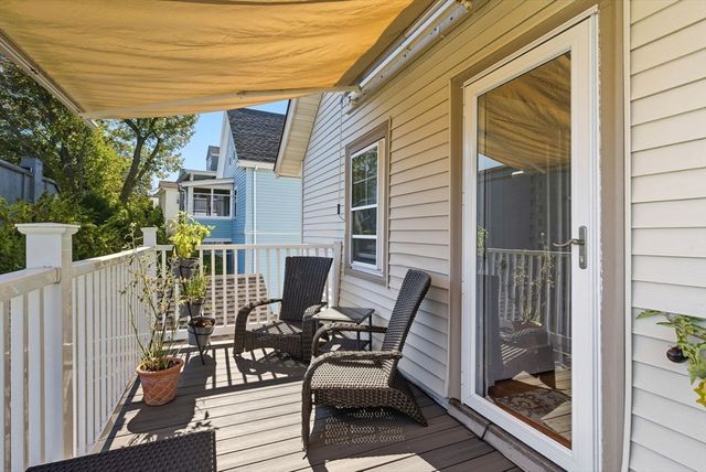 40 Cottage Park Rd 2, Winthrop, MA 02152