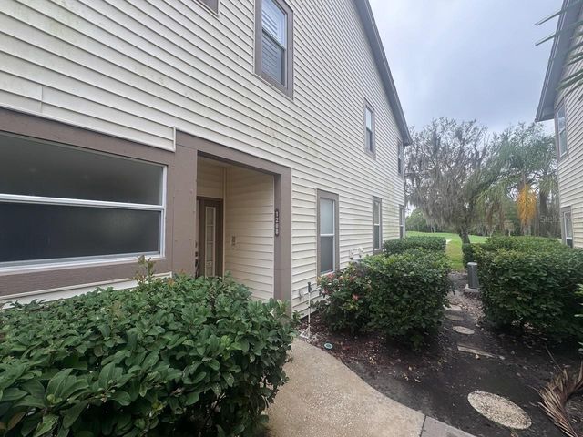 1208 CLAYS TRAIL, Oldsmar, FL 34677