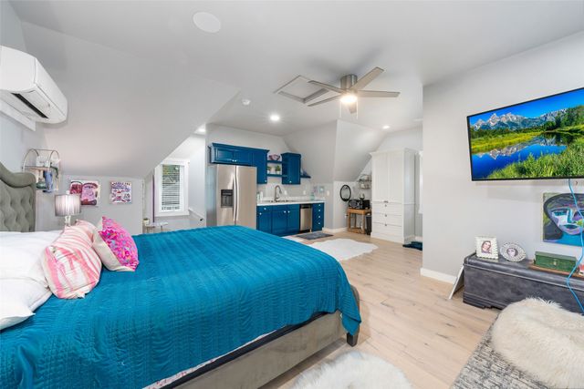 5134 Vanderbilt Avenue, Dallas, TX 75206