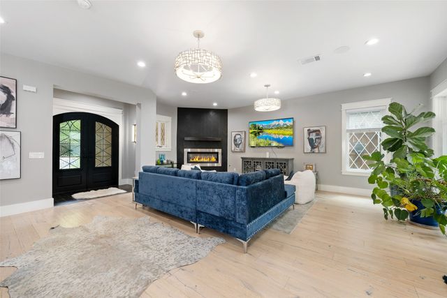 5134 Vanderbilt Avenue, Dallas, TX 75206